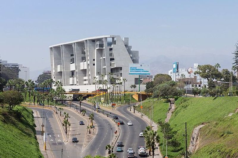 UTEC universiteto miestelis Limoje (arch. „Grafton Architects“)