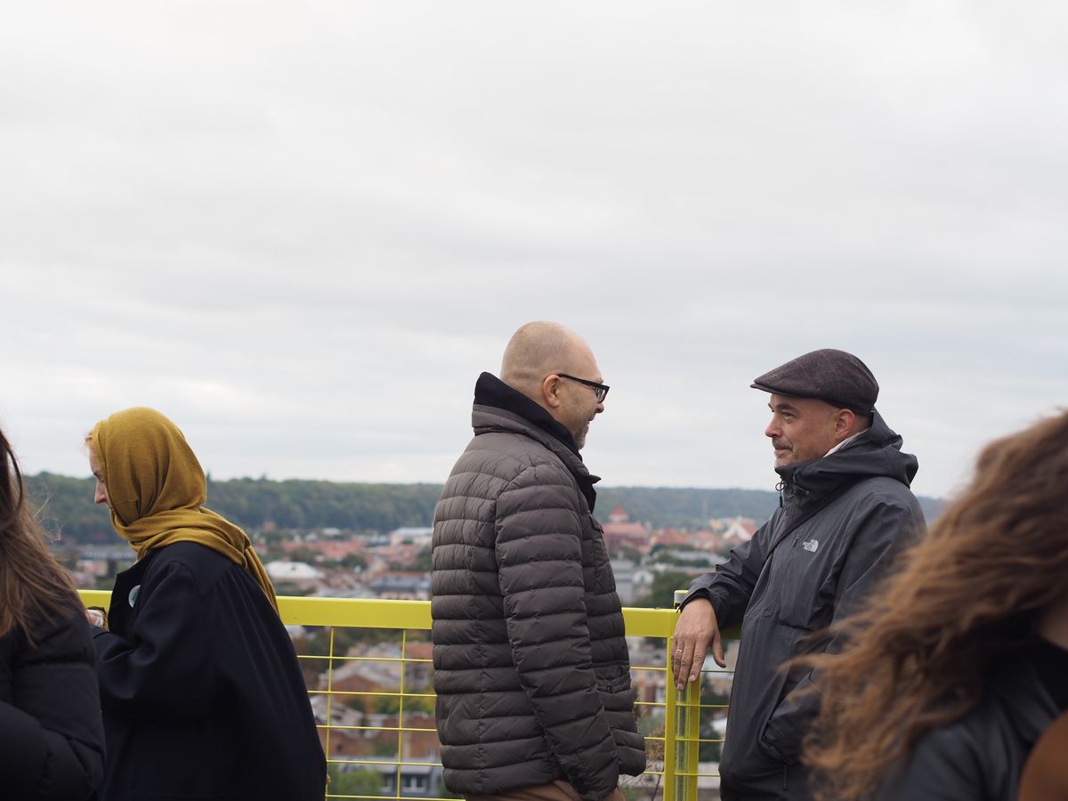 Ant stogo įrengta apžvalgos aikštelė trumpam tapo diskusijų apie architektūrą ir aplinką vieta. Foto: ©PILOTAS.LT