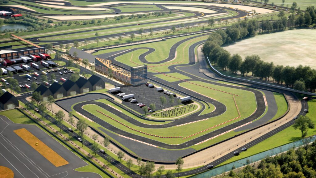 „Lithuanian Motorsport Park“ (arch. „DO Architects“).