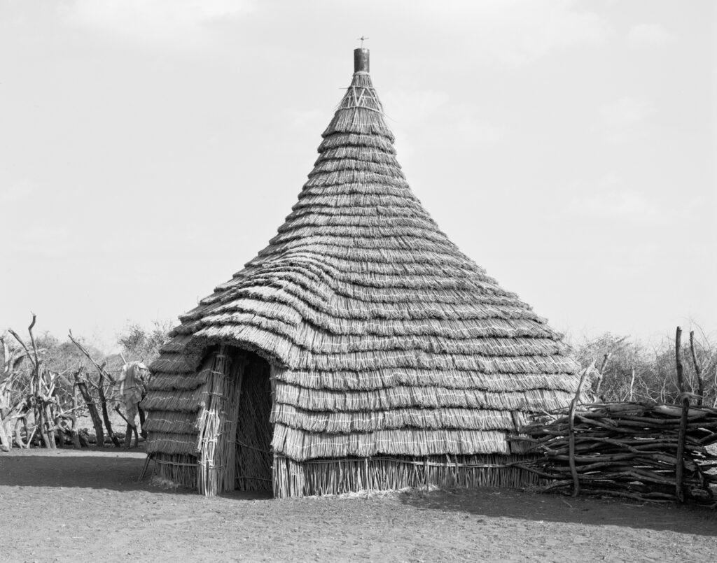 iš serijos „Struktūros gyvenimui / Vietinė architektūra Afrikoje“, W.Bullingeris, 2022 m.