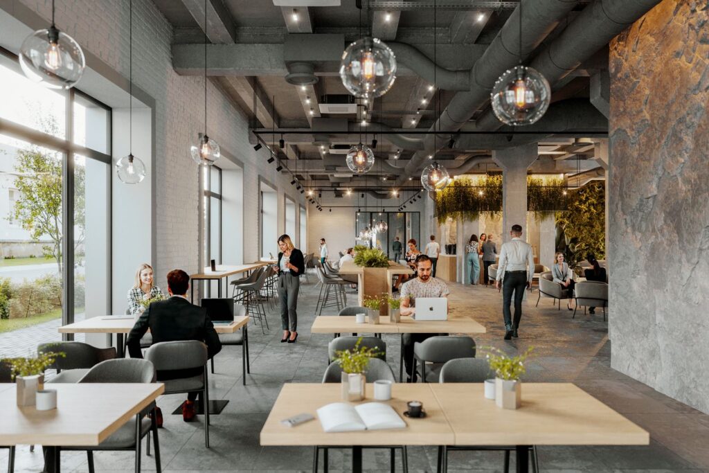 Biurų bei prekybos ir paslaugų erdvių kompleksas Kaune (projektuotojas „A2SM“; architektai: A.Sasnauskas, V.Malenko, G.Frišmantaitė,-Gudaitienė K.Davydenko, G.Dailydaitė). Vizualizacija: „KRS“. 