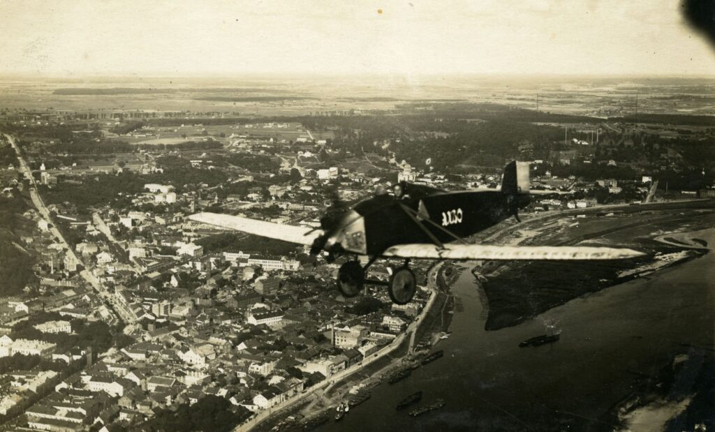 ANBO I virš Kauno. Foto: PILOTAS.LT archyvas. 