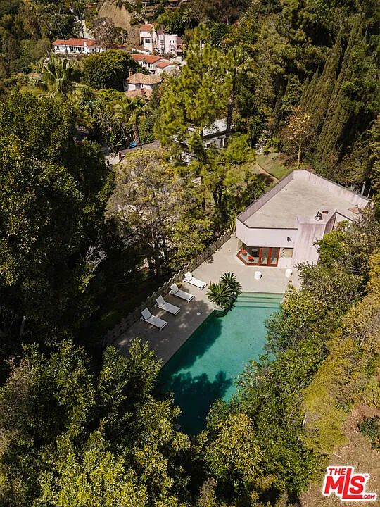 Davido Lyncho gyvenamasis-kūrybinis kompleksas Holivudo kalvose. Foto: Zillow. 