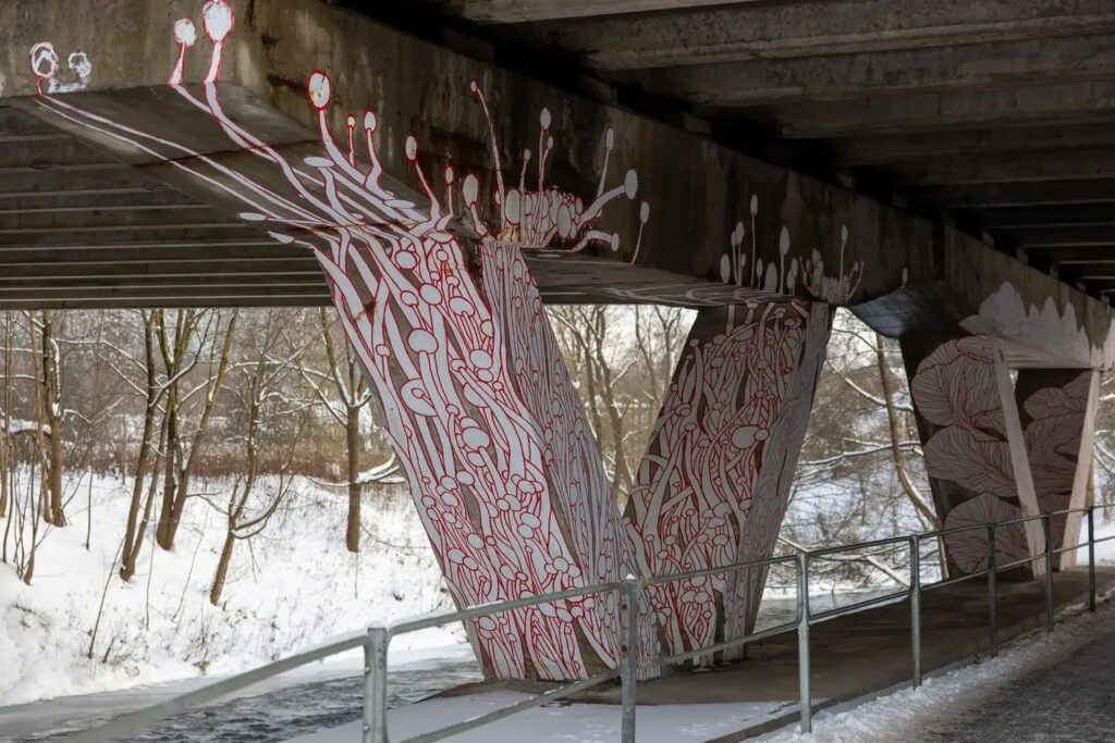 „Atramos“., autoriai I.Malūkas, V.Ionov.