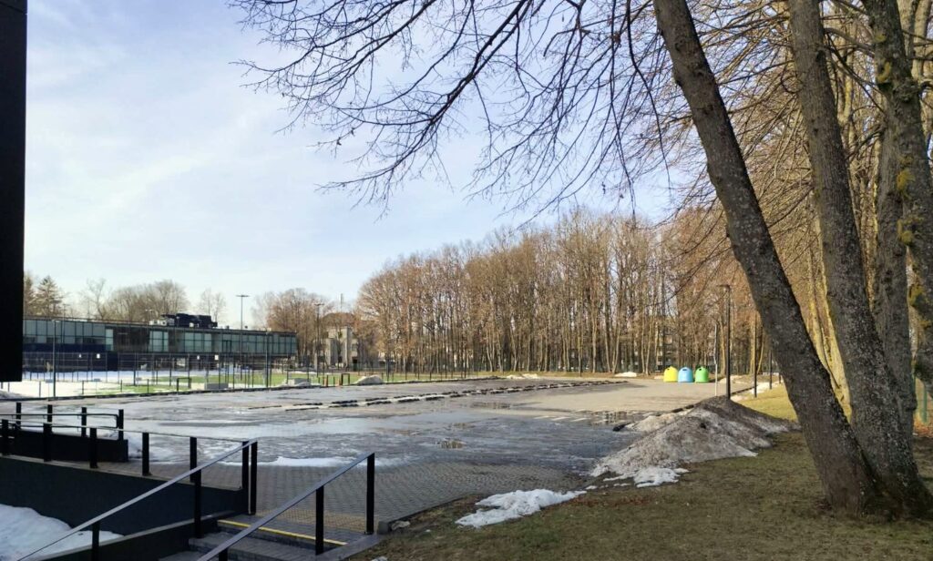 azuol3_fo_260300_e12_bra