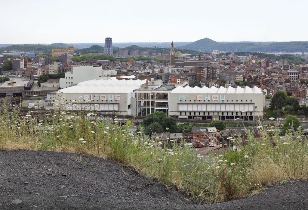 Šarlerua parodų centro (Belgija) renovacija (arch. AgwA“ ir „Architecten Jan de Vylder Inge Vinck“). Foto: F.Dujardin.
