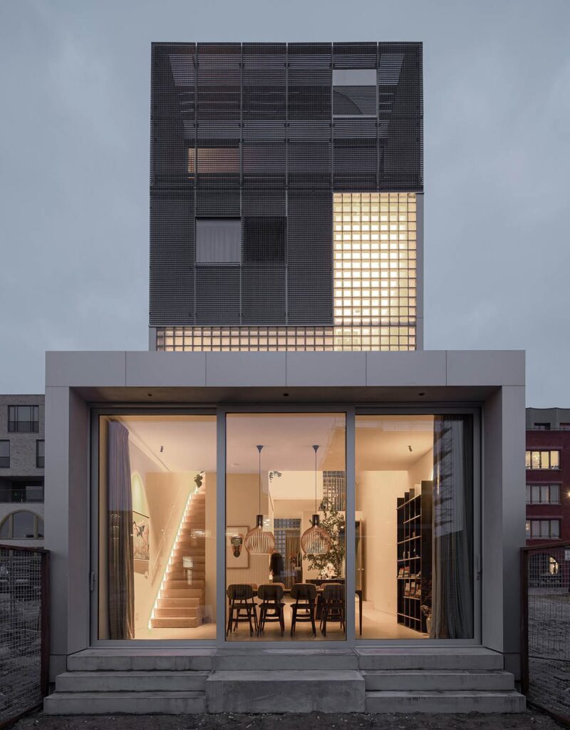 Šviesos namas“ Amsterdame (arch. studija „Studioninedots“). Foto: Sebastian van Damme.