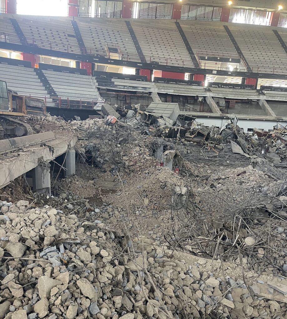Taikos ir draugystės arenoje sparčiai vyksta statybų darbai. Foto: „Olympiakos BC“. 