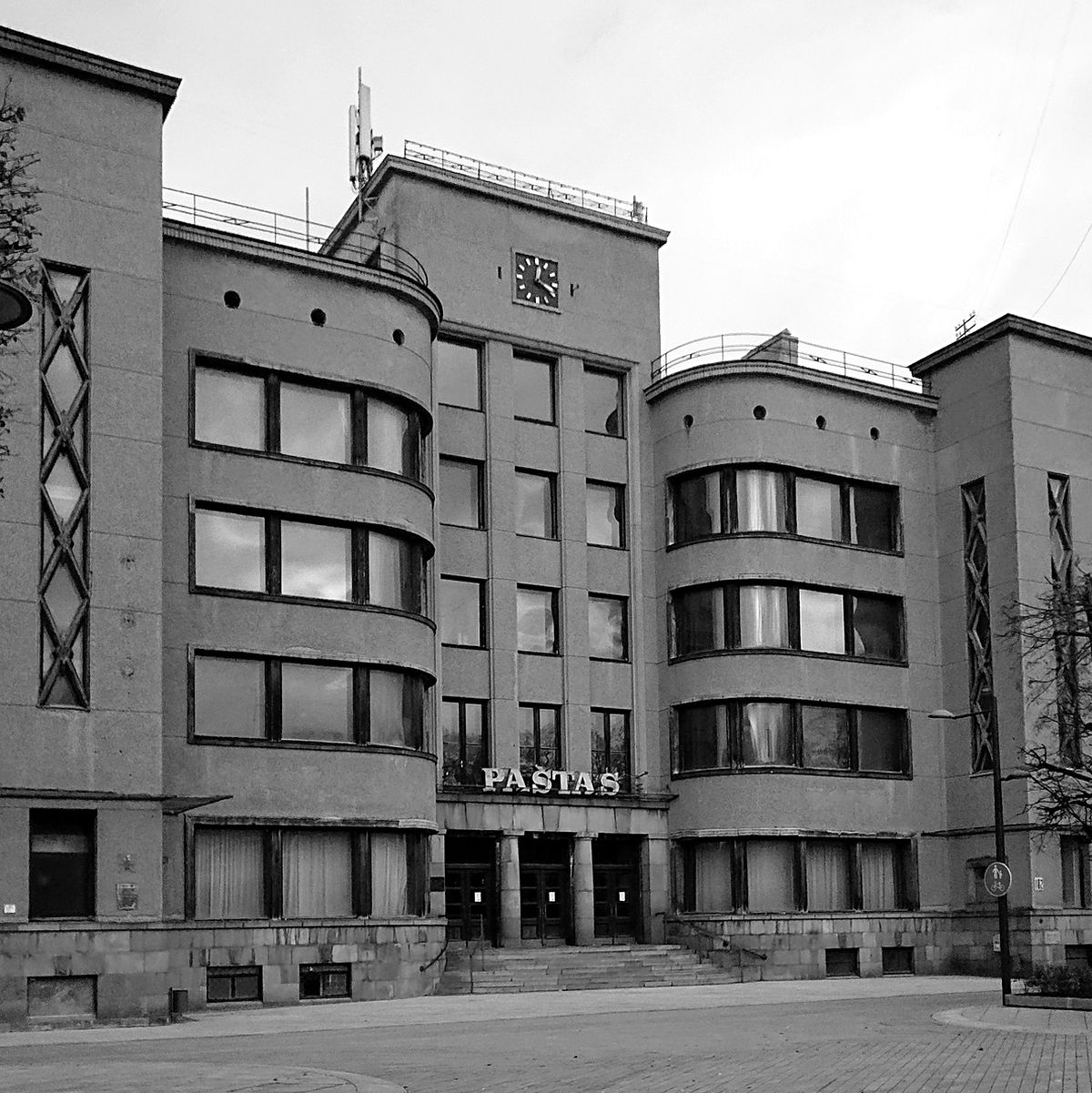 Architektūros muziejui pritaikytas Kauno centrinis paštas (arch. F.Vizbaras) galėtų tapto Europos sąjungos naujosios iniciatyvos apologetu. Foto : ©PILOTAS.LT