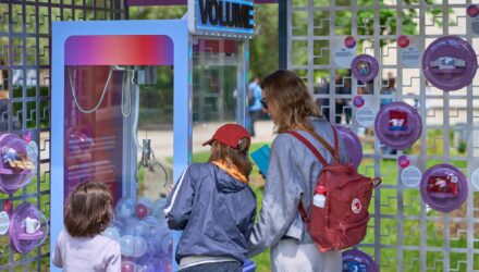 Olandijos žurnalo „Volume“ paviljono instaliacija „Bursting Bubbles“ (kuratoriai: S.Petermann, F.Degl’innocenti, M.Mazzanti, L.Breddels, X.Zhang, T.Kolody, J.Jones-Doyle, G.Go, J.Nuss). Foto: Giulia Virgara.