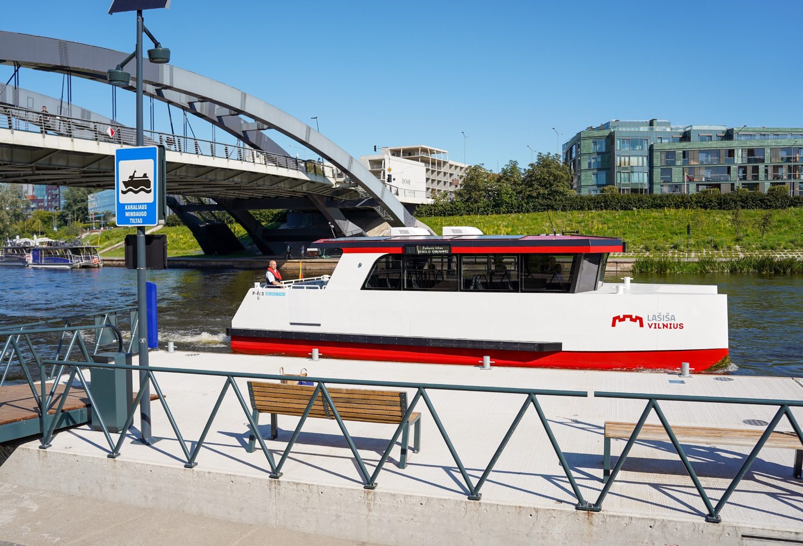 laiva_vn_260414_e01_xxx